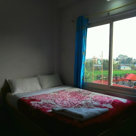 Hotel Aarjan And Restaurant Pokhara Ngoại thất bức ảnh