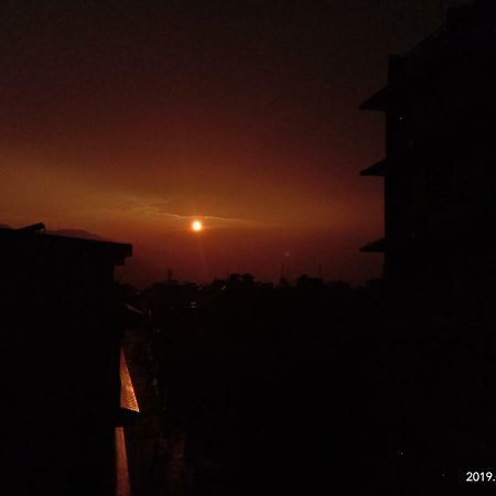 Hotel Aarjan And Restaurant Pokhara Ngoại thất bức ảnh